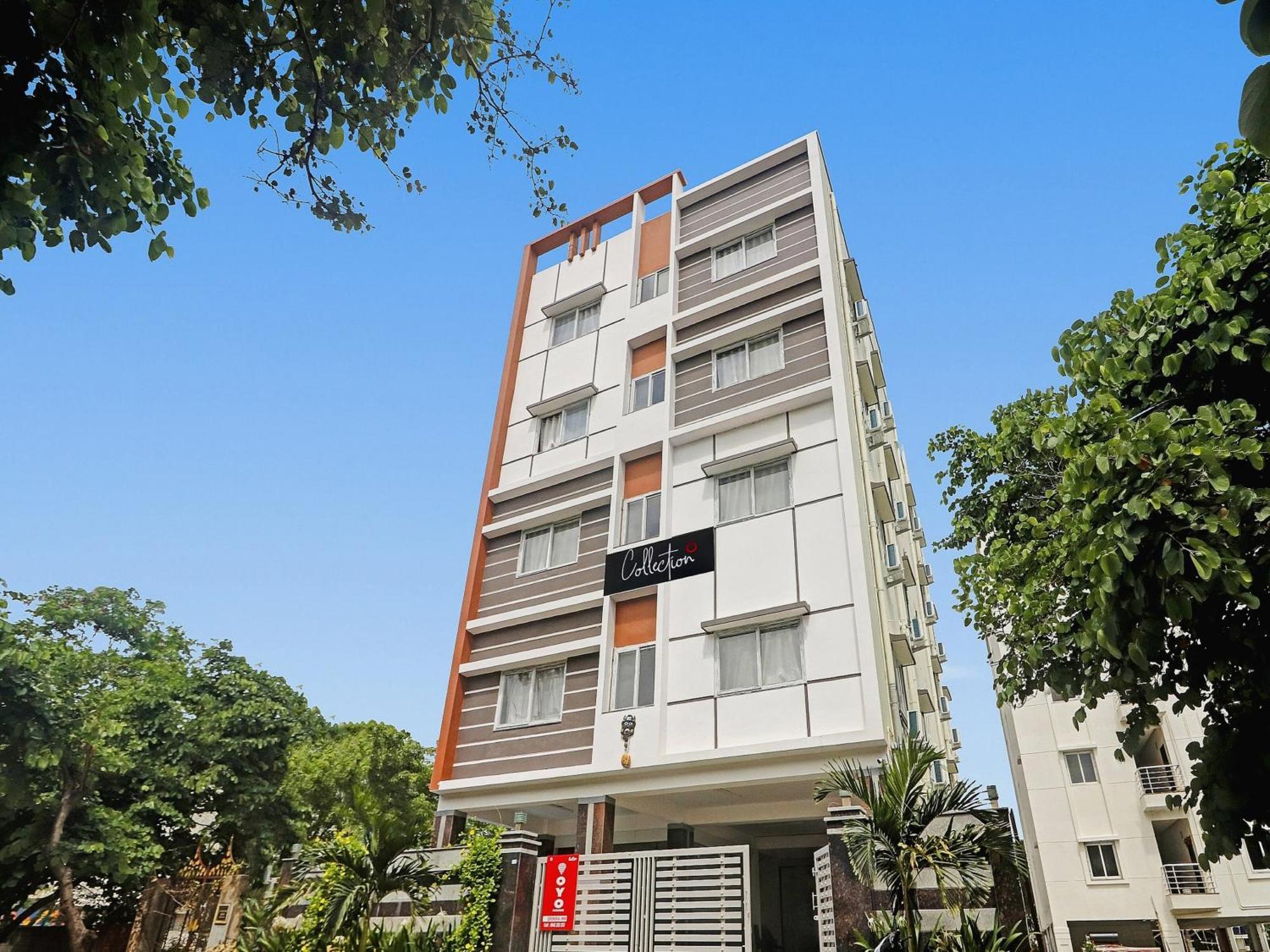 Super Capital O Srinika Inn Gachibowli Ngoại thất bức ảnh